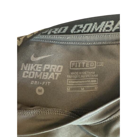 Nike Pro Combat Fitted Long-Sleeve Tee - Youth Medium - Picture 3 of 5